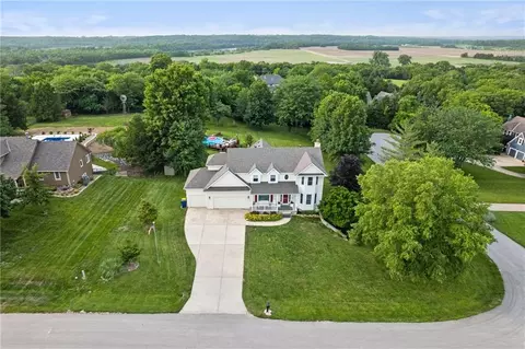 30602 W 84th Cir, De Soto, KS 66018