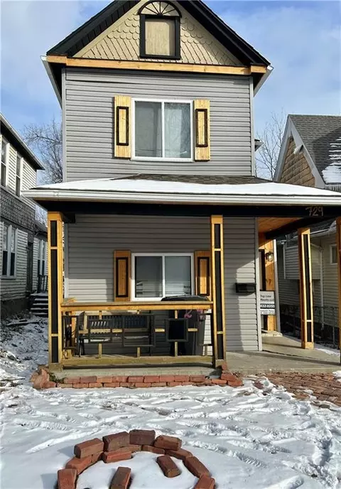 729 S 14th St, Saint Joseph, MO 64501