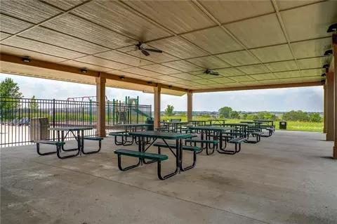 603 Mayfair Ct, Raymore, MO 64083 photo 34