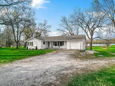 Exterior - 12301 E 233rd St, Peculiar, MO 64078 photo 6 of 9