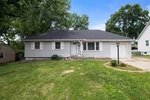 4216 S Union St, Independence, MO 64055