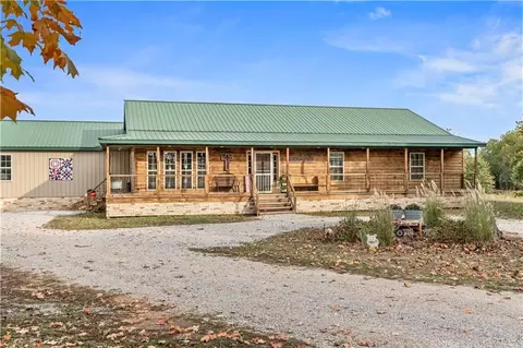 22507 S 2325 Rd, Milo, MO 64767