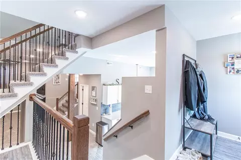 Entry Way - 403 N Devasher Rd, Warrensburg, MO 64093 photo 6 of 9