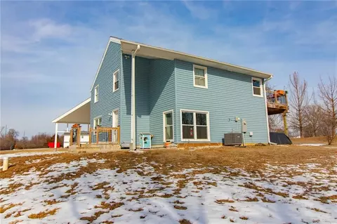 Exterior - 403 N Devasher Rd, Warrensburg, MO 64093 photo 5 of 8