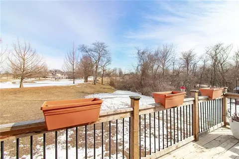 Exterior - 403 N Devasher Rd, Warrensburg, MO 64093 photo 3 of 8