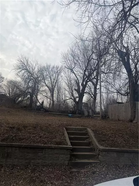 Charles Street, Saint Joseph, MO 64501