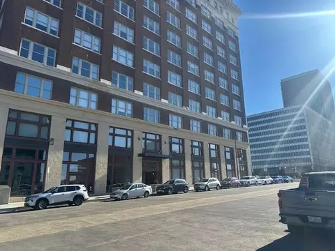 2107 Grand Ave #1009, Kansas City, MO 64108