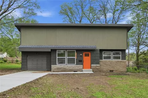 109 W 98th St, Kansas City, MO 64114