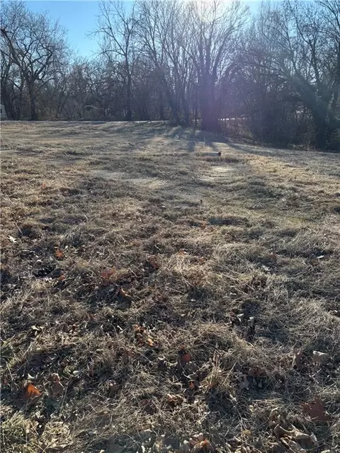 404 S Kirkpatrick St, El Dorado Springs, MO 64744