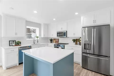 519 NE 112th Ter, Kansas City, MO 64155