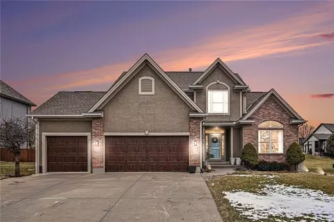 3816 NE 94th Ter, Kansas City, MO 64156