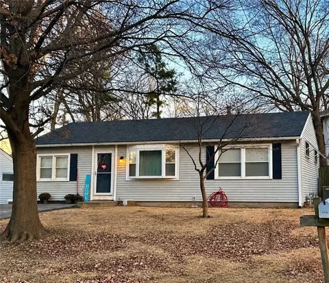 4515 N Troost Ave, Kansas City, MO 64116