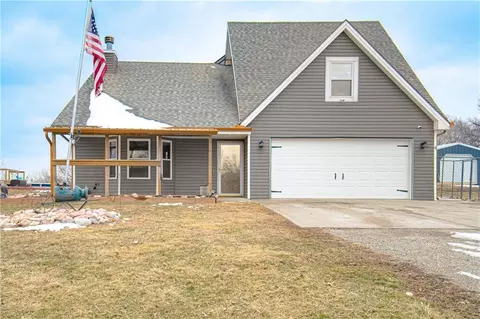 887 SE 201 St, Holt, MO 64048