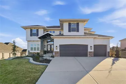 2809 NW Audubon Ln, Lees Summit, MO 64081