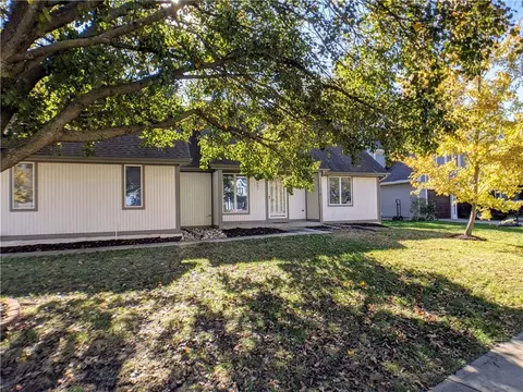 4821 W 122 Ter, Leawood, KS 66209