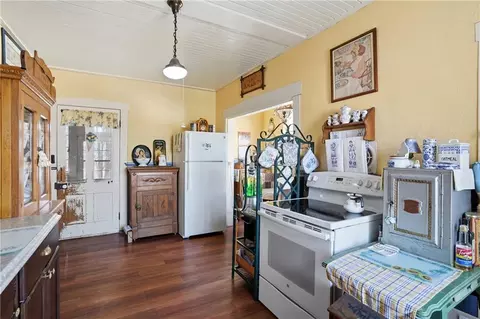Kitchen - 709 Herring St, Brunswick, MO 65236 photo 4 of 4