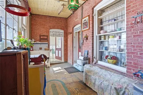 Entry Way - 709 Herring St, Brunswick, MO 65236 photo 6 of 13