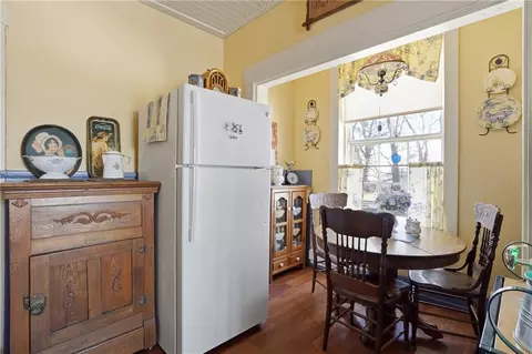 Dining - 709 Herring St, Brunswick, MO 65236 photo 5 of 6