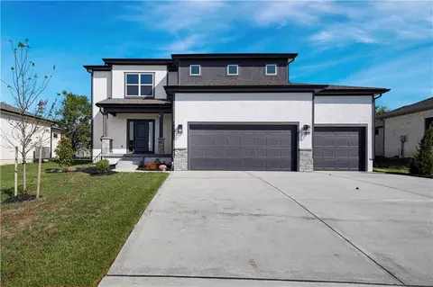 18550 W 195 St, Spring Hill, KS 66083
