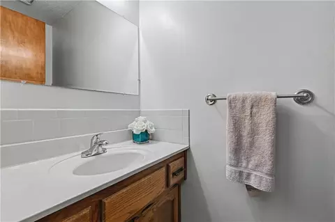 Bath - 307 E Gore Rd, Raymore, MO 64083 photo 2 of 3