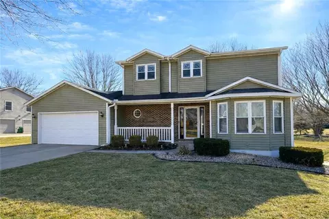 822 W Edwards St, Maryville, MO 64468