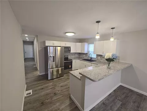 1107 Ottawa St, Leavenworth, KS 66048