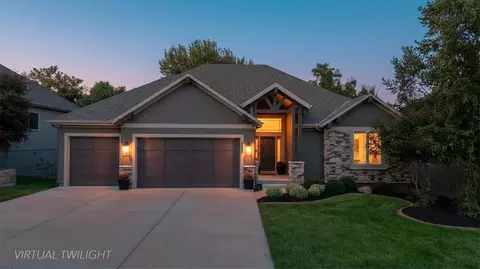 6805 Millbrook St, Shawnee, KS 66218