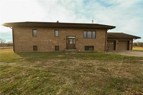 Exterior - 27668 E Katy Rd, Walker, MO 64790 photo 5 of 5