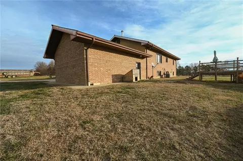 Exterior - 27668 E Katy Rd, Walker, MO 64790 photo 4 of 5