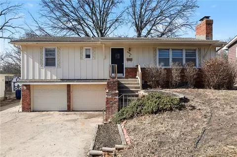 8806 Ford Ave, Kansas City, MO 64138