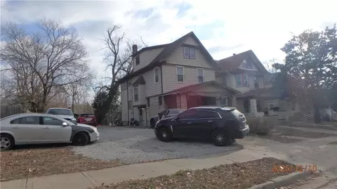 3427 Wabash Ave, Kansas City, MO 64109