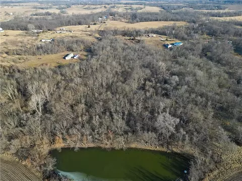 974 NW 525th Rd, Centerview, MO 64019 photo 5