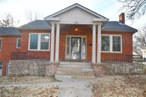1041 N 5th St, Independence, KS 67301