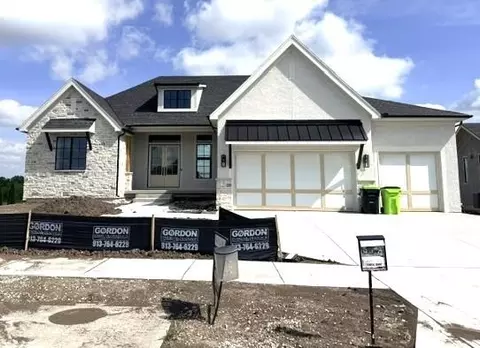4414 W 136th St, Leawood, KS 66224