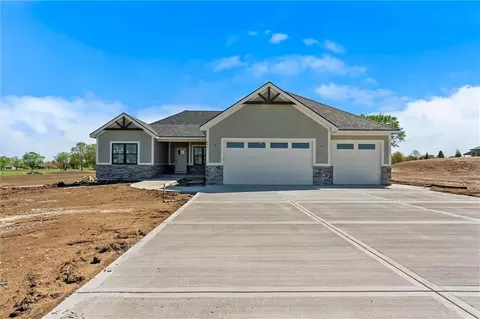 9901 Stockdale Rd, Liberty, MO 64068