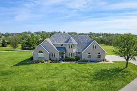 3113 Cedar Crest Ln, Chillicothe, MO 64601