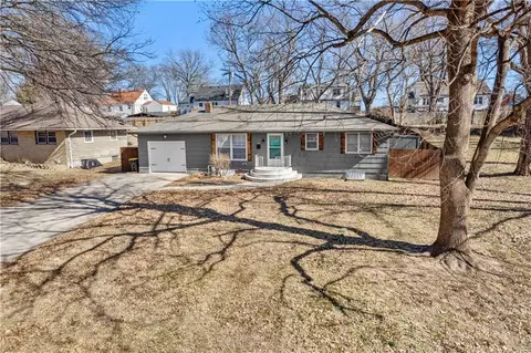 2721 N 52nd Ter, Kansas City, KS 66104