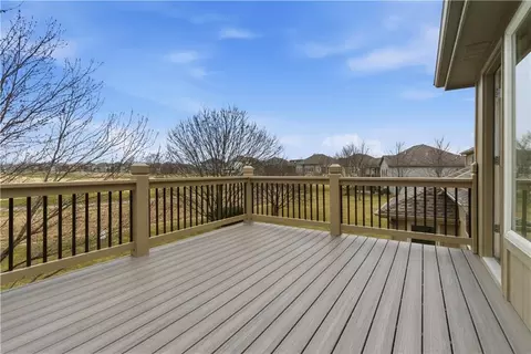 Exterior - 1559 Brompton Ln, Raymore, MO 64083 photo 5 of 9
