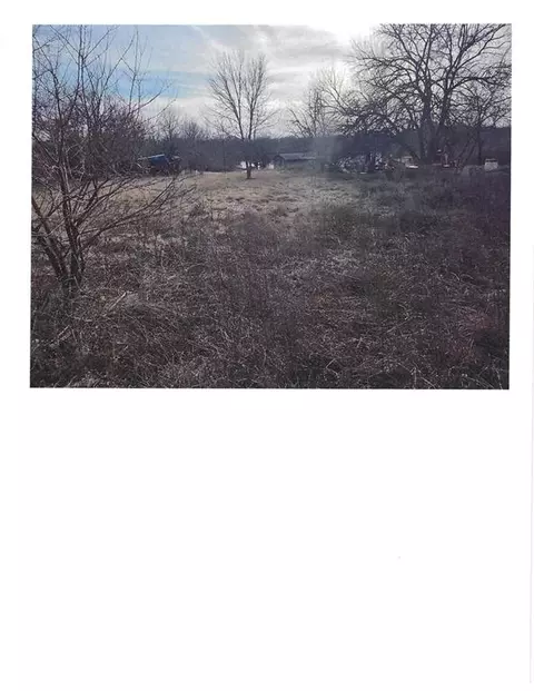 1025 Persimmon Rd, Odessa, MO 64076