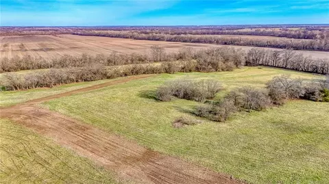 lot8 Eagle Rdg, Warrensburg, MO 64093 photo 4