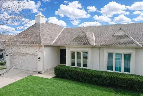 12831 Cambridge Rd, Leawood, KS 66209