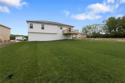 Exterior - 655 S Ranson Pl, Independence, MO 64056 photo 6 of 6