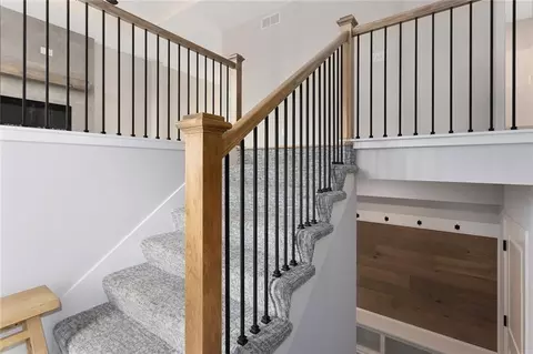 Entry Way - 655 S Ranson Pl, Independence, MO 64056 photo 1 of 4