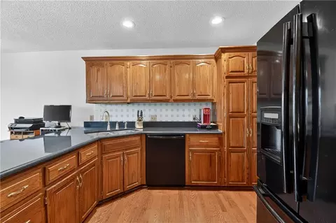Kitchen - 1504 Hillcrest Ct, Atchison, KS 66002 photo 2 of 3