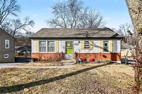 3936 N Spruce Ave, Kansas City, MO 64117