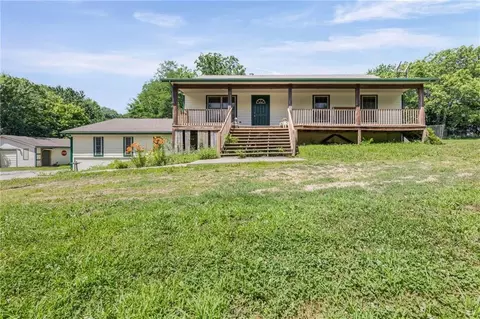 30904 Pressonville Rd, Paola, KS 66071