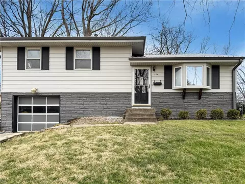 5342 N Palmer Ave, Kansas City, MO 64119