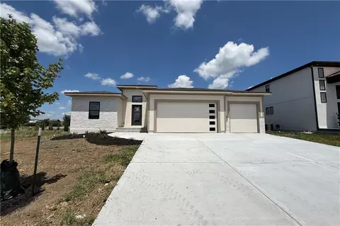 Exterior - 27604 E 128th Ct, Lees Summit, MO 64086 photo 5 of 5