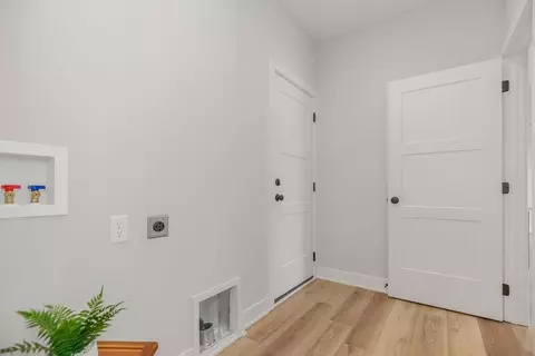 Entry Way - 27604 E 128th Ct, Lees Summit, MO 64086 photo 2 of 2