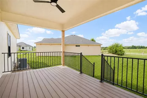 Exterior - 27604 E 128th Ct, Lees Summit, MO 64086 photo 2 of 4